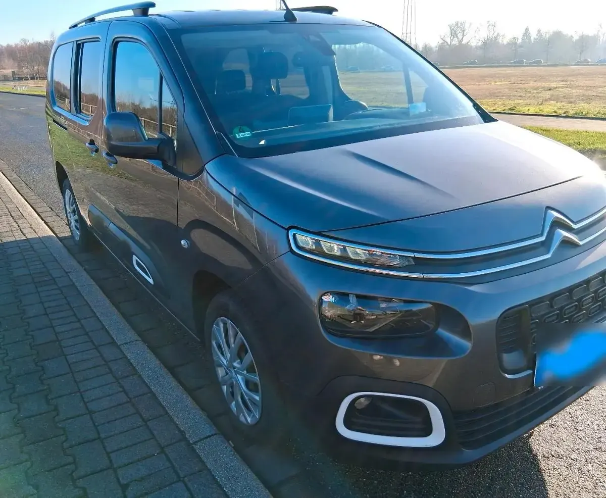 Gebraucht Citroën Berlingo Shine 131 PS (96 kW) 2019 Grau Van / Kleinbus