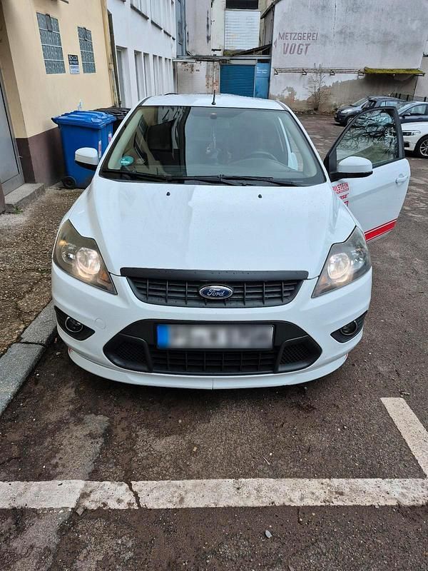Second-hand Ford Focus 101 CP (74 kW) 2008 Alb Hatchback