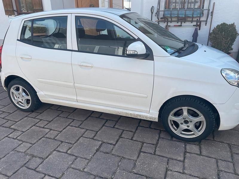 Gebraucht Kia Picanto 65 PS (47 kW) 2009 Weiß Kleinwagen