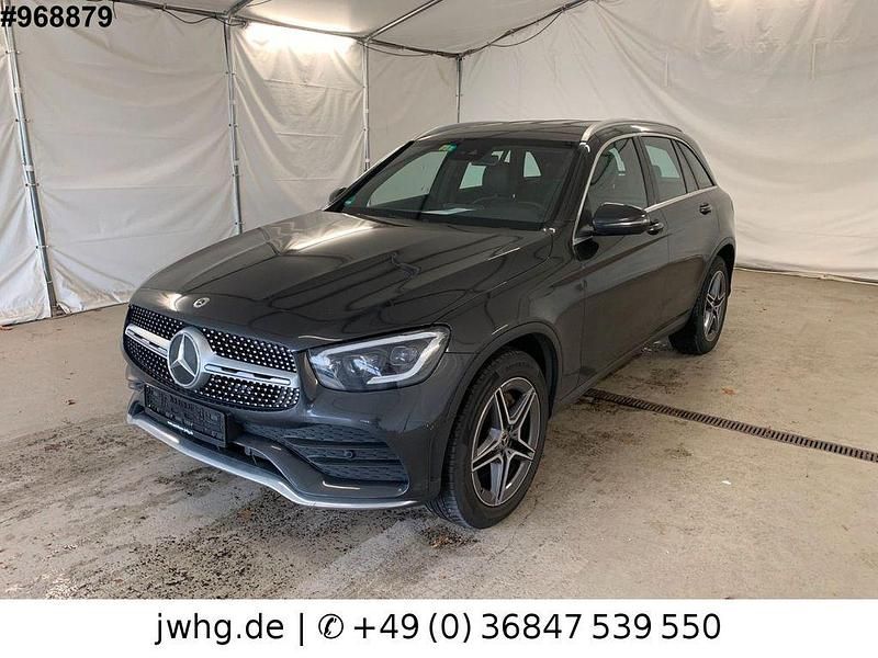 Schwarz Gebraucht 2021 Mercedes GLC300 AMG SUV | 28.450 € (Superpreis) - Bild 1/4
