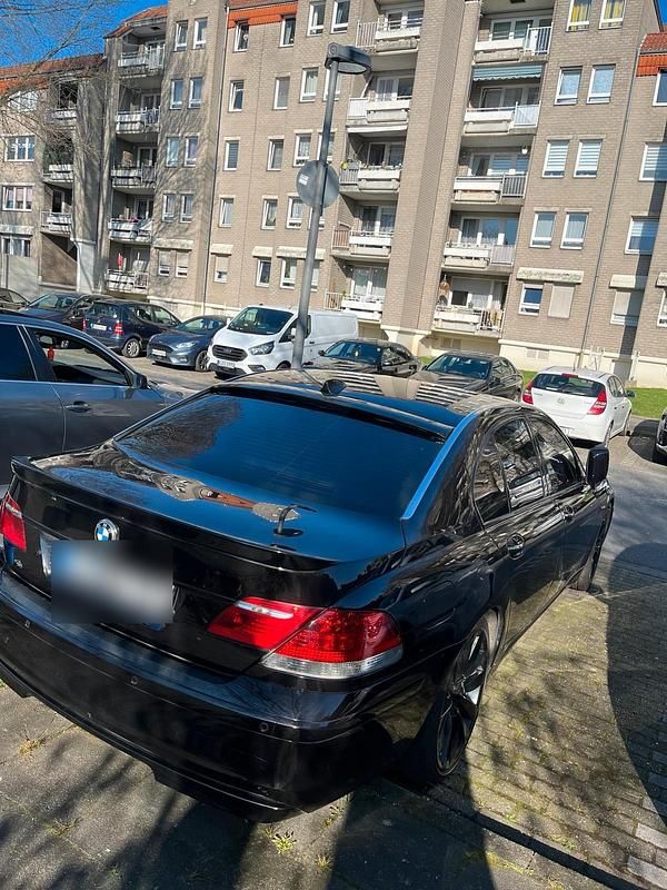 Gebraucht BMW 730 Basis 231 PS (169 kW) 2005 Schwarz Limousine