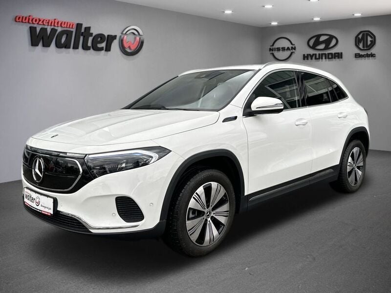 Polarweiss unilack Gebraucht 2022 Mercedes EQA250 SUV | 37.990 € (Teuer) - Bild 1/4