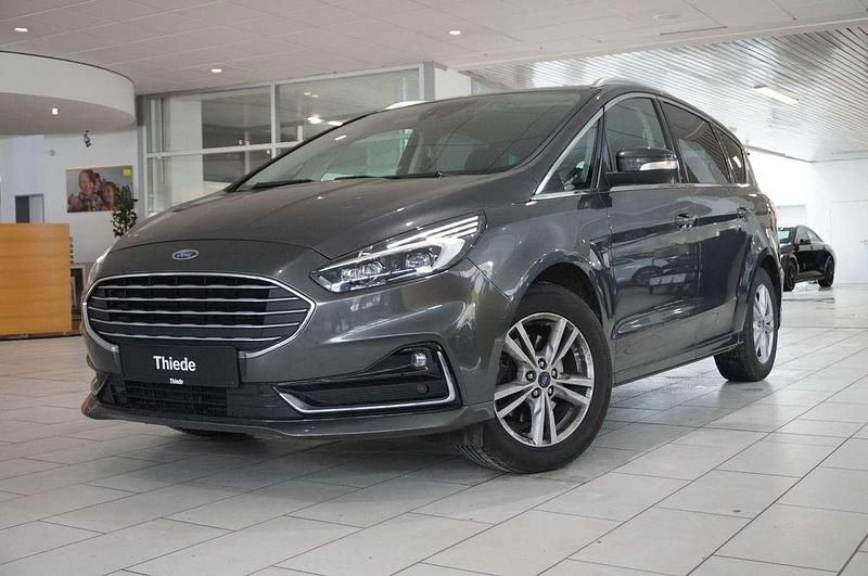 Gebraucht Ford S-MAX Sport 190 PS (139 kW) 2022 Magneticgrau (metallic) Van / Kleinbus