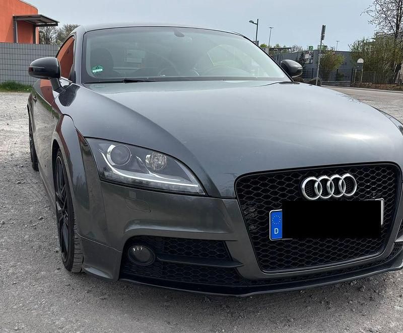 Używany Audi TT Competition 170 KM (125 kW) 2012 Szary Coupe