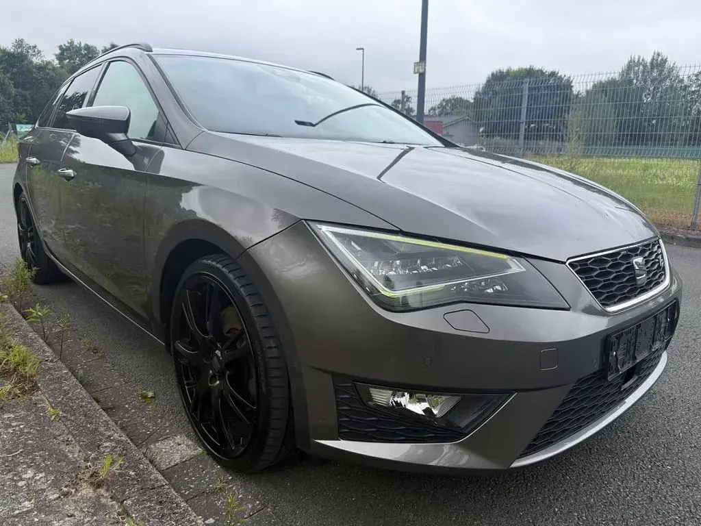 Gebraucht Seat Leon FR 184 PS (135 kW) 2016 Grau Limousine