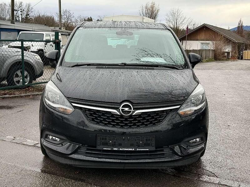 Gebraucht Opel Zafira Business Edition 140 PS (102 kW) 2017 Onyx schwarz Van / Kleinbus