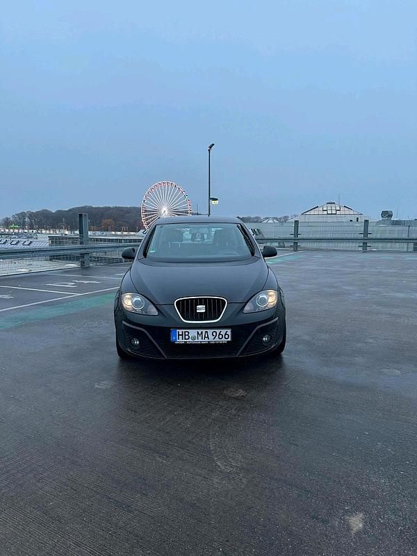 Schwarz Gebraucht 2010 Seat Altea Van / Kleinbus | 1.500 € (Guter Preis) - Bild 1/4