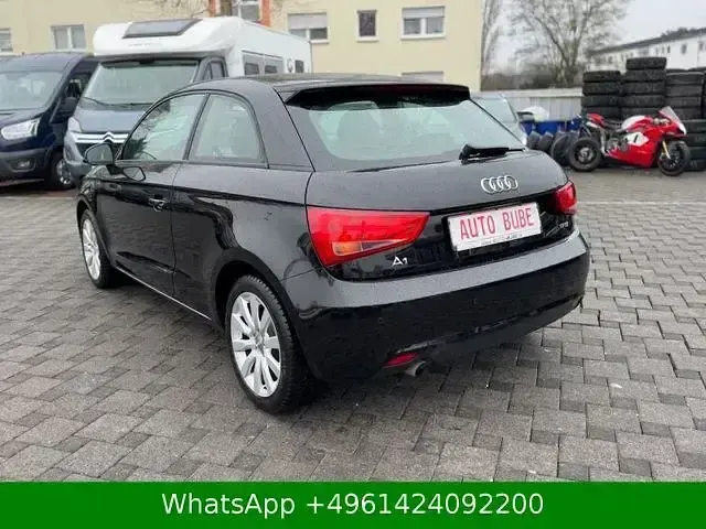 Gebraucht Audi A1 Attraction 125 PS (91 kW) 2013 Schwarz Kleinwagen