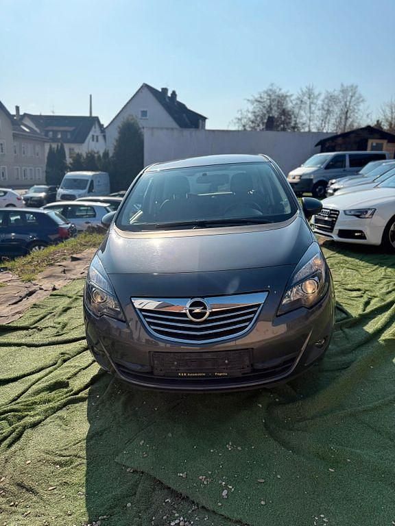 Gebraucht Opel Meriva Innovation 140 PS (102 kW) 2011 Grau Van / Kleinbus