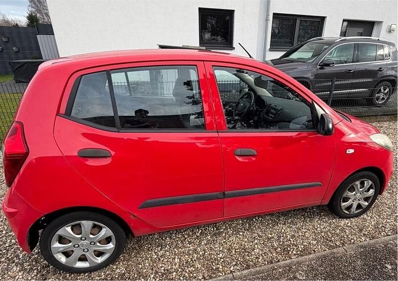 Gebraucht Hyundai i10 60 PS (44 kW) 2012 Kleinwagen
