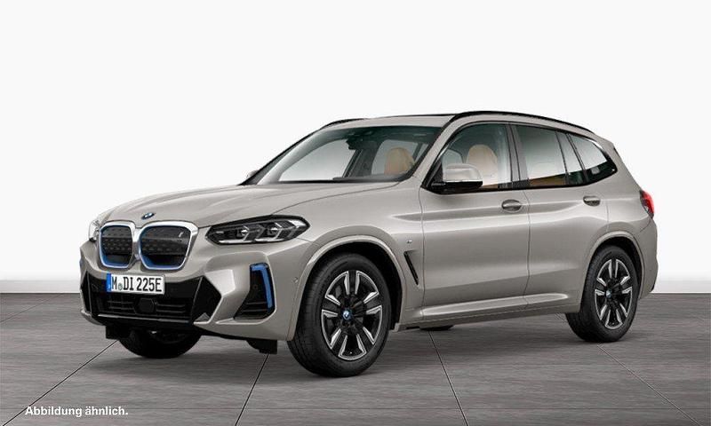 Kaschmirsilber Gebraucht 2023 BMW iX3 M Sport SUV | 41.500 € (Guter Preis) - Bild 1/3