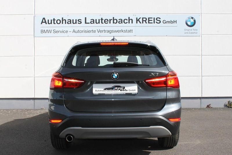 Second-hand BMW X1 Advantage 150 CP (110 kW) 2016 Gri SUV
