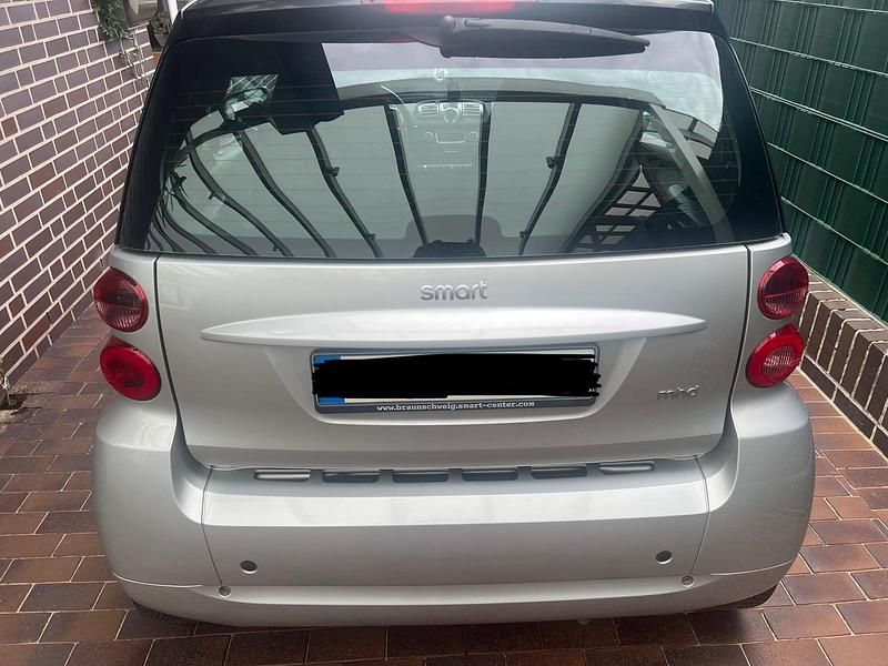 Gebraucht Smart ForTwo Coupé 71 PS (52 kW) 2011 Silber Coupé