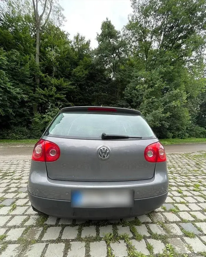 Gebraucht VW Golf V 102 PS (75 kW) 2007 Grau Limousine