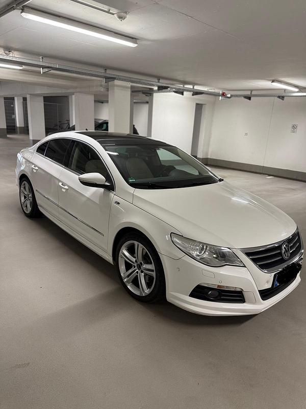 Weiß Gebraucht 2011 VW CC R-line Limousine | 6.000 € (Superpreis) - Bild 1/4