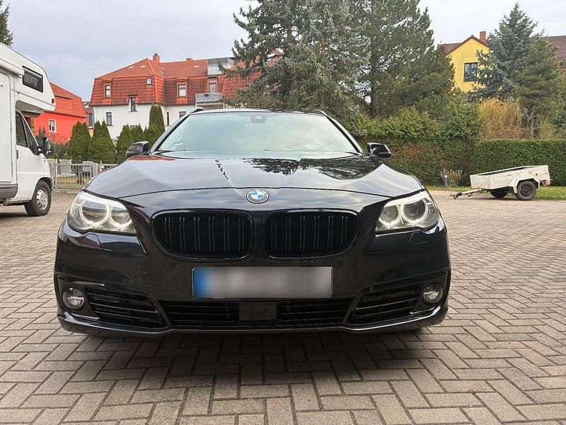 Gebraucht BMW 530 258 PS (189 kW) 2016 Schwarz Limousine