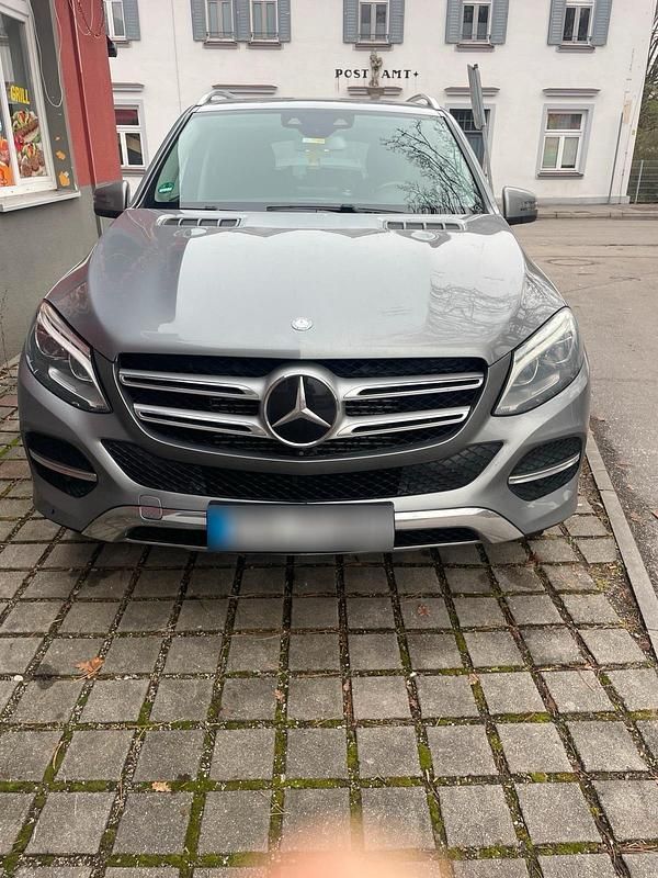 Gebraucht Mercedes GLE350 258 PS (189 kW) 2016 Grau SUV