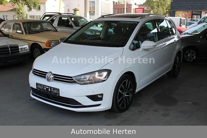 Pure white Gebraucht 2014 VW Golf Sportsvan Highline Van / Kleinbus | 10.990 € (Fairer Preis) - Bild 1/4