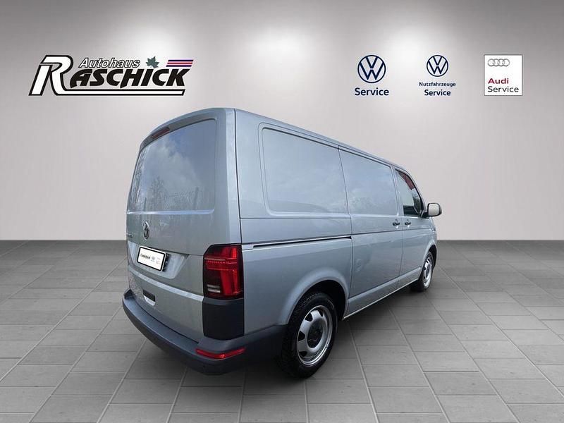 Gebraucht VW Transporter 150 PS (110 kW) 2022 Reflexsilber Van