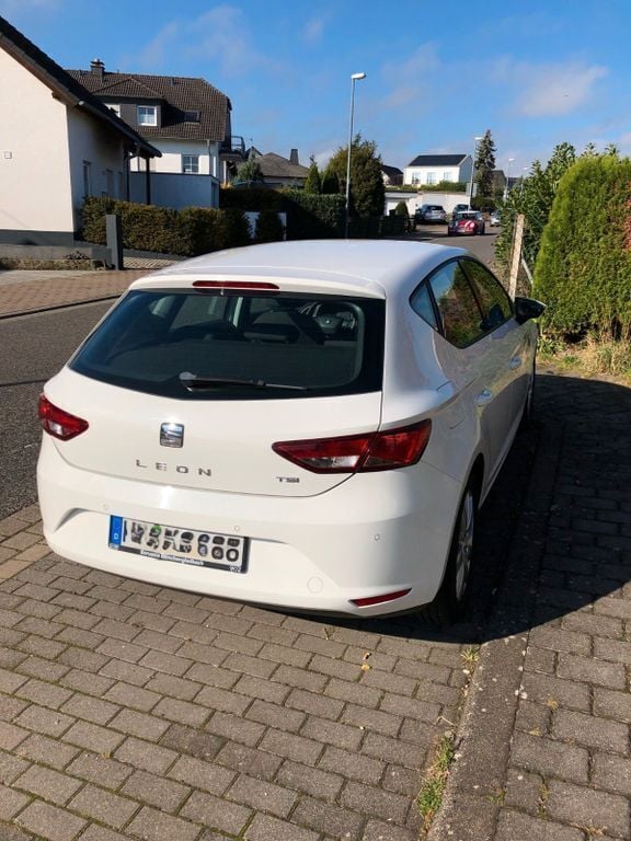 Gebraucht Seat Leon 86 PS (63 kW) 2015 Weiß Limousine