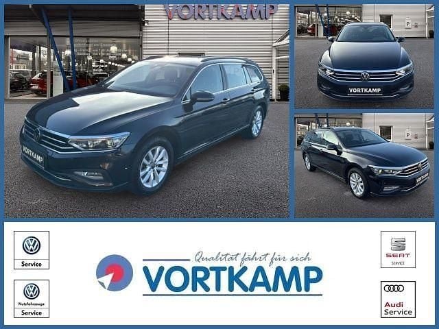 Deep black perleffekt (metallic) Gebraucht 2023 VW Passat Business Kombi | 22.480 € (Superpreis) - Bild 1/4