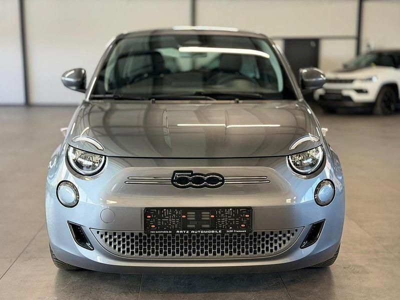 Gebraucht Fiat 500e 86 kW (118 PS) 2023 Grau Limousine