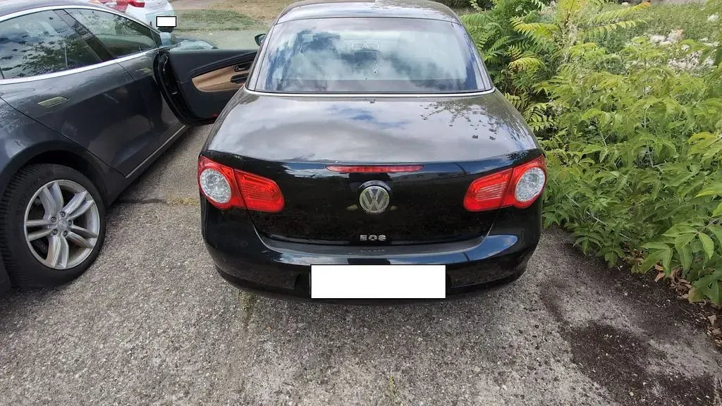 Gebraucht VW Eos Individual 140 PS (102 kW) 2008 Schwarz Cabrio