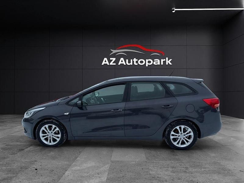 Gebraucht Kia Ceed 135 PS (99 kW) 2013 Grau Kleinwagen