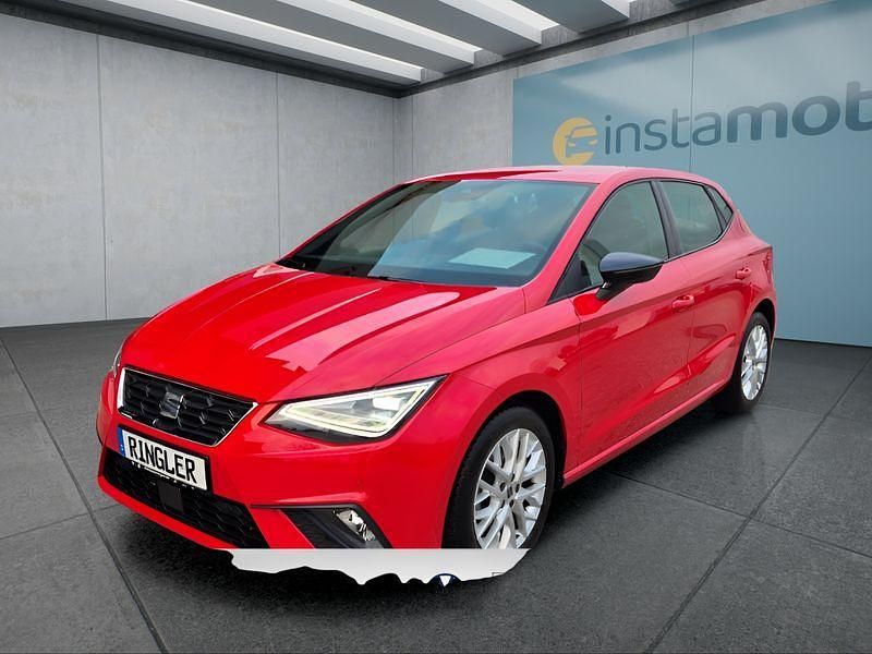 Rot Gebraucht 2022 Seat Ibiza Kleinwagen | 18.499 € (Fairer Preis) - Bild 1/4