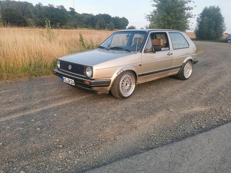 Gebraucht VW Golf II 70 PS (51 kW) 1987 Gold Kleinwagen