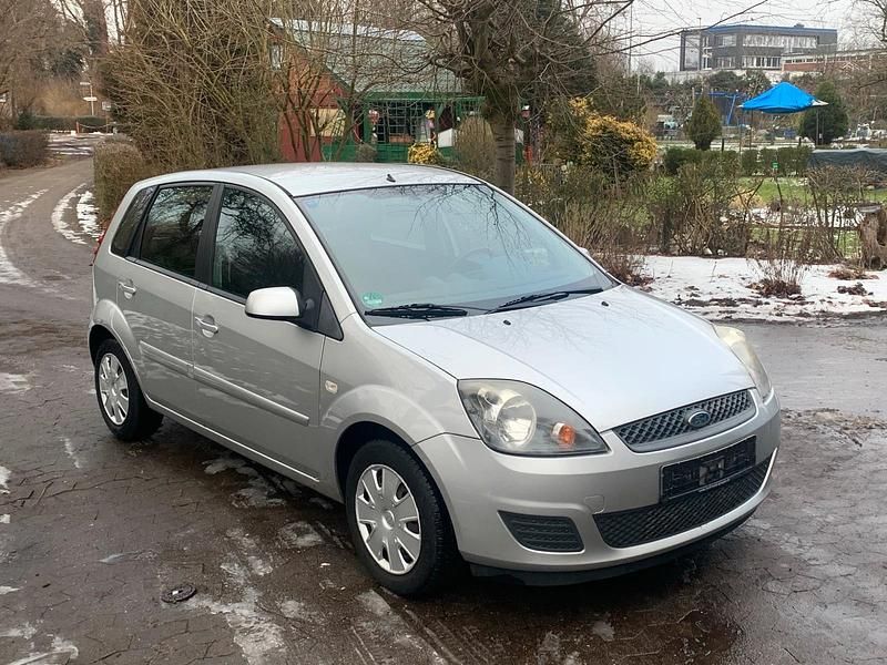 Gebraucht Ford Fiesta 80 PS (58 kW) 2008 Silber Kleinwagen