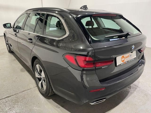 Gebraucht BMW 520 190 PS (139 kW) 2022 Grau Kombi