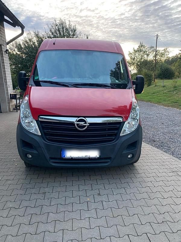 Rot Gebraucht 2015 Opel Movano Van | 14.500 € (Fairer Preis) - Bild 1/4