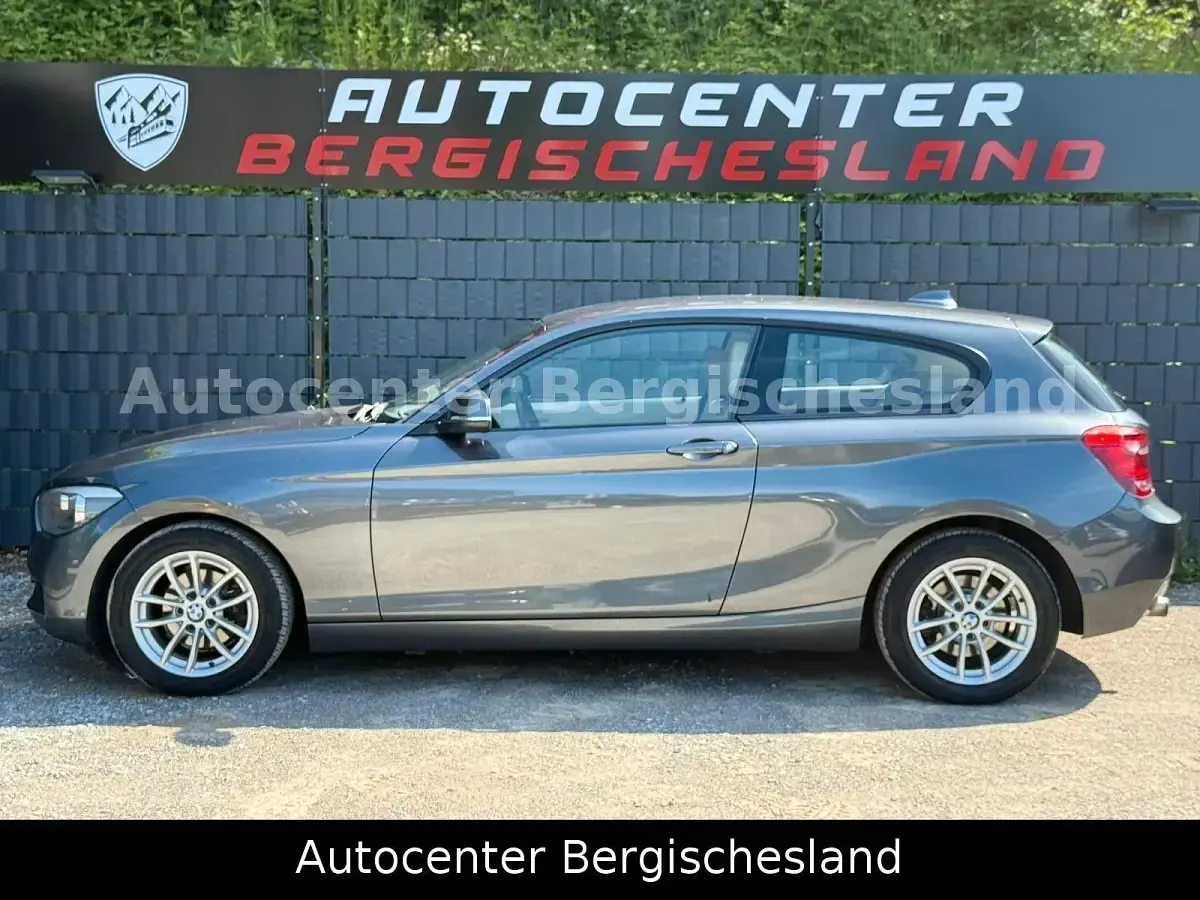 Gebraucht BMW 116 Advantage 136 PS (100 kW) 2012 Grau Kleinwagen