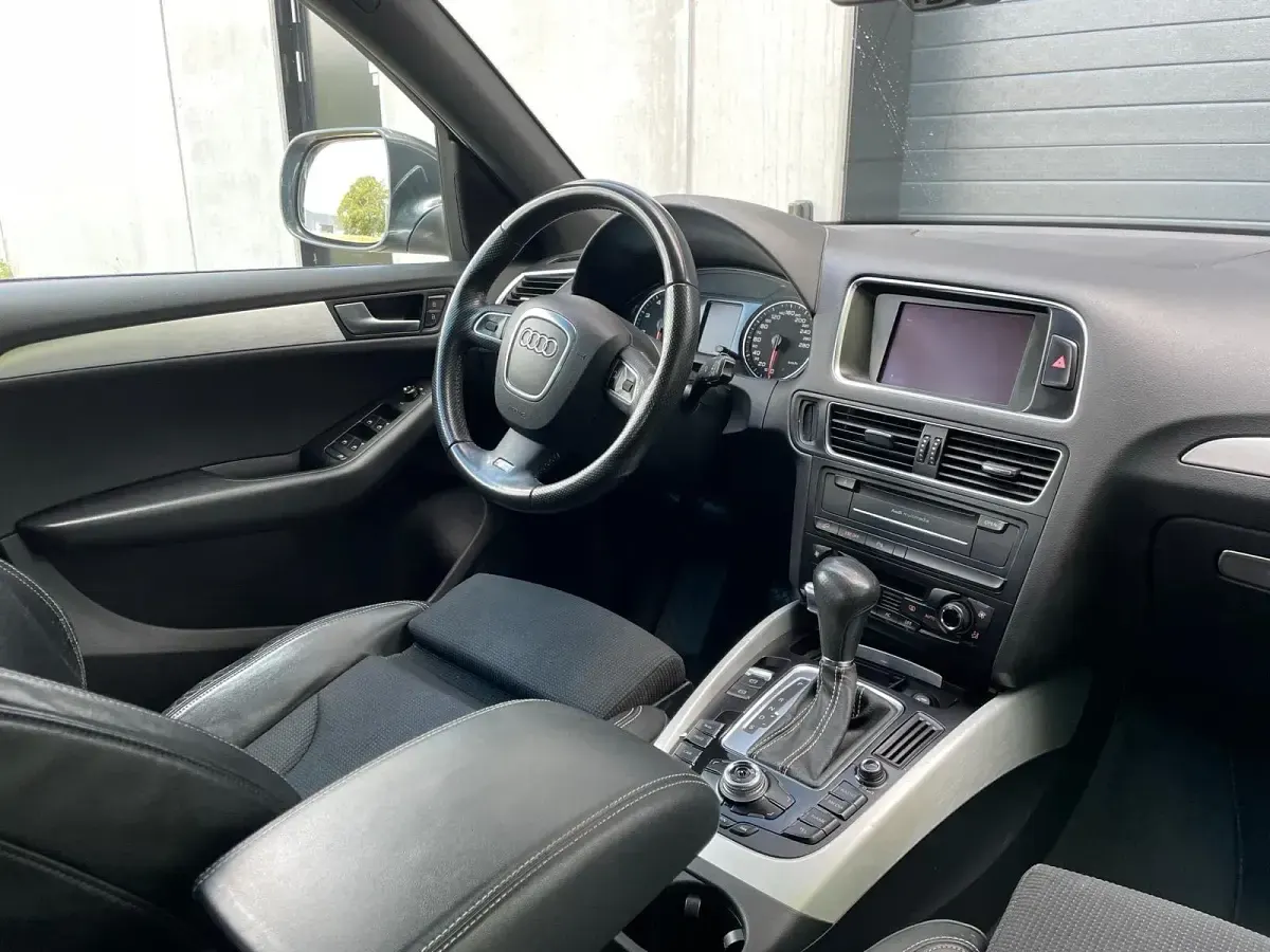Gebraucht Audi Q5 S-Line 211 PS (155 kW) 2010 Grau SUV