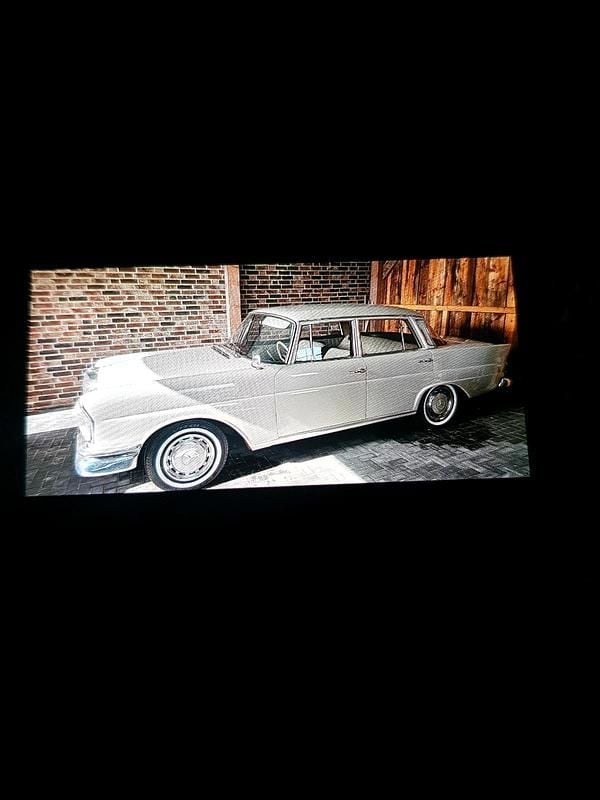 Gebraucht Mercedes 220 95 PS (69 kW) 1963 Grau Limousine