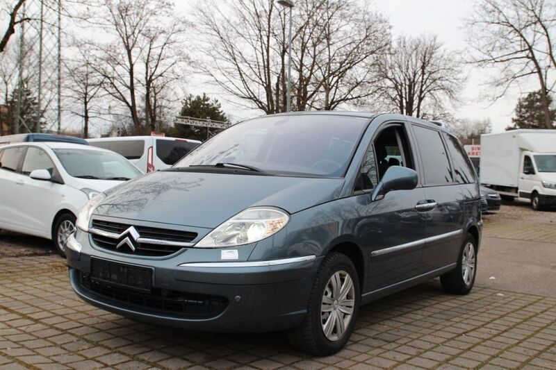 Grau Gebraucht 2011 Citroën C8 Exclusive Van / Kleinbus | 5.490 € (Fairer Preis) - Bild 1/4