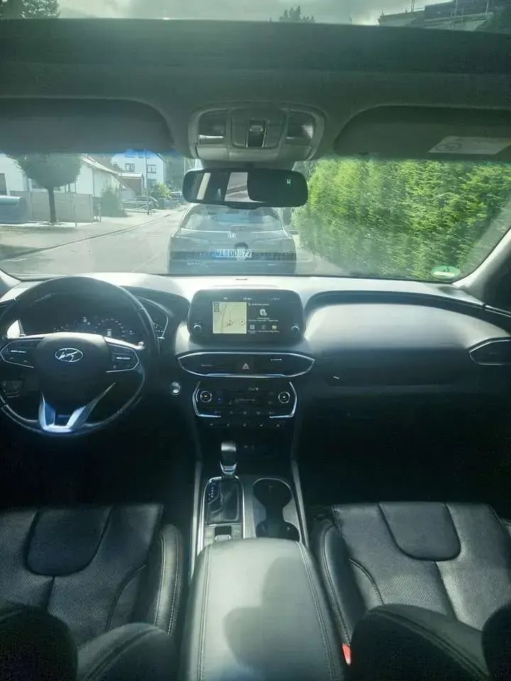 Gebraucht Hyundai Santa Fe Premium 200 PS (147 kW) 2019 Schwarz SUV