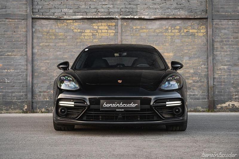 Gebraucht Porsche Panamera Turbo S Sport Turismo 680 PS (500 kW) 2020 Schwarz Limousine