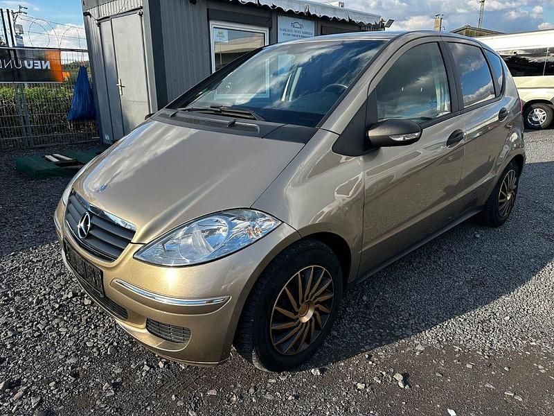 Gold Gebraucht 2006 Mercedes A150 Limousine | 2.600 € (Guter Preis) - Bild 1/4