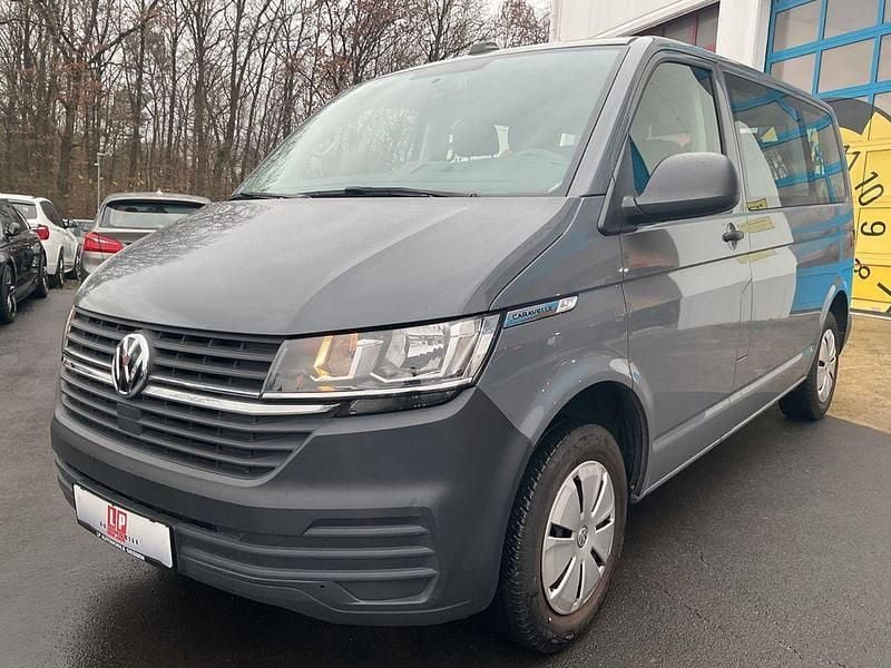 Grau Gebraucht 2021 VW Caravelle Van / Kleinbus | 28.990 € (Superpreis) - Bild 1/4