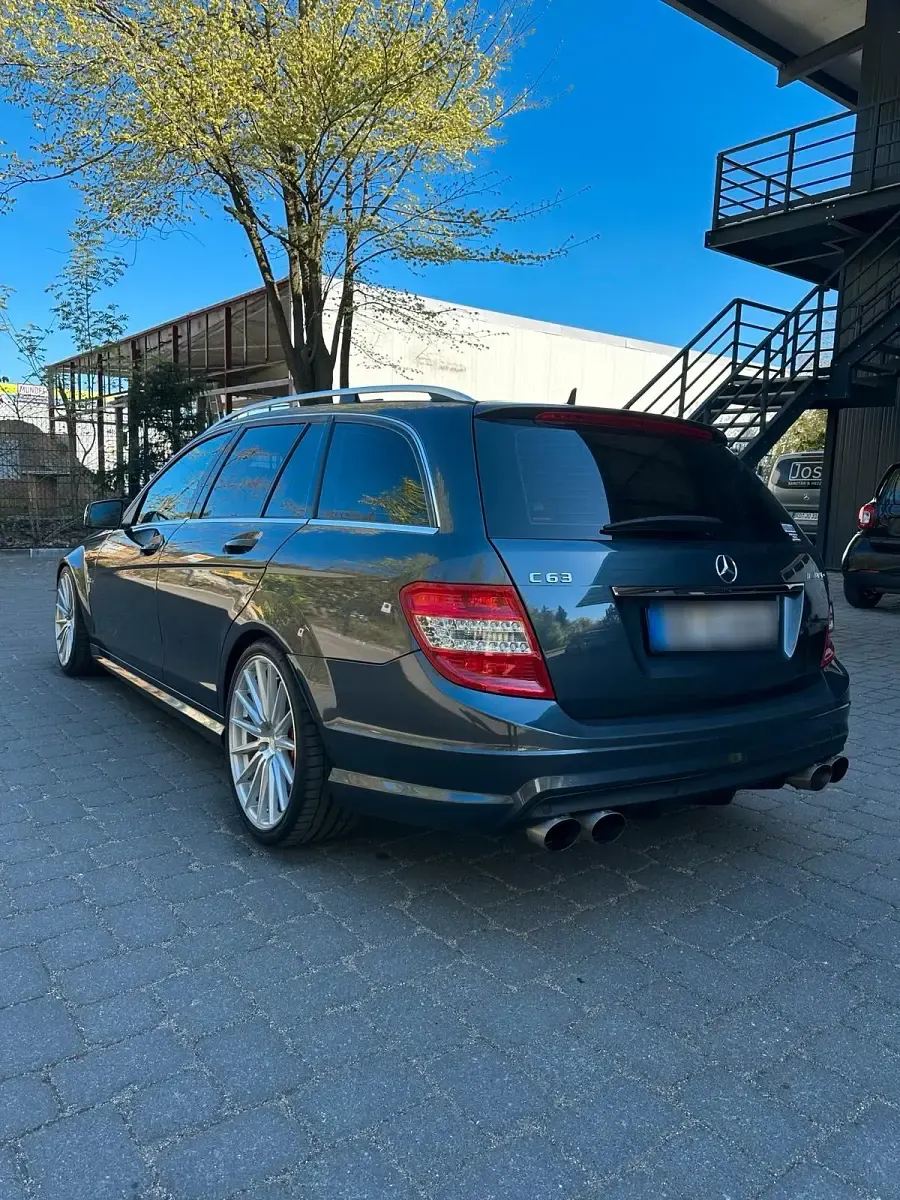 Gebraucht Mercedes C63 AMG AMG 487 PS (358 kW) 2010 Kombi