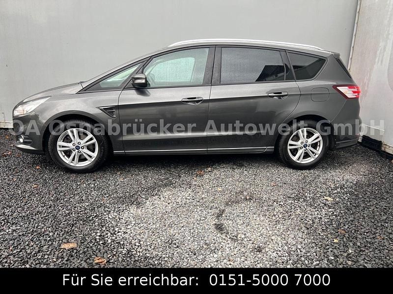 Second-hand Ford S-MAX S 150 CP (110 kW) 2018 Gri Monovolum