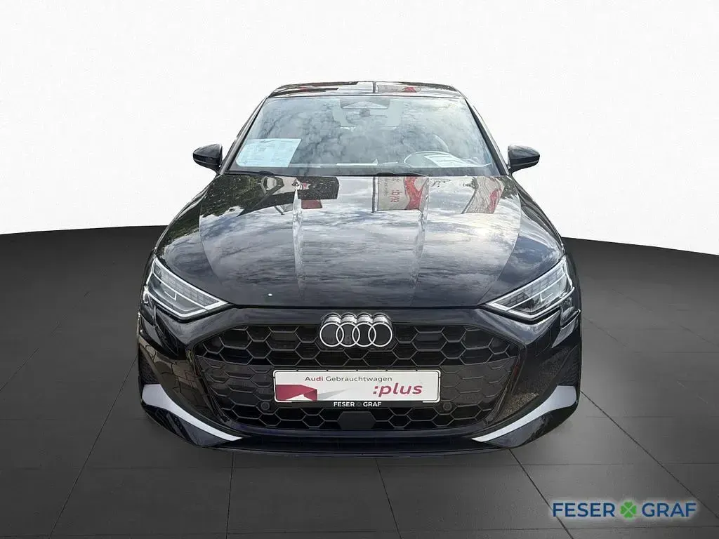 Gebraucht Audi A3 Ambiente 150 PS (110 kW) 2025 Mythosschwarz metallic Limousine