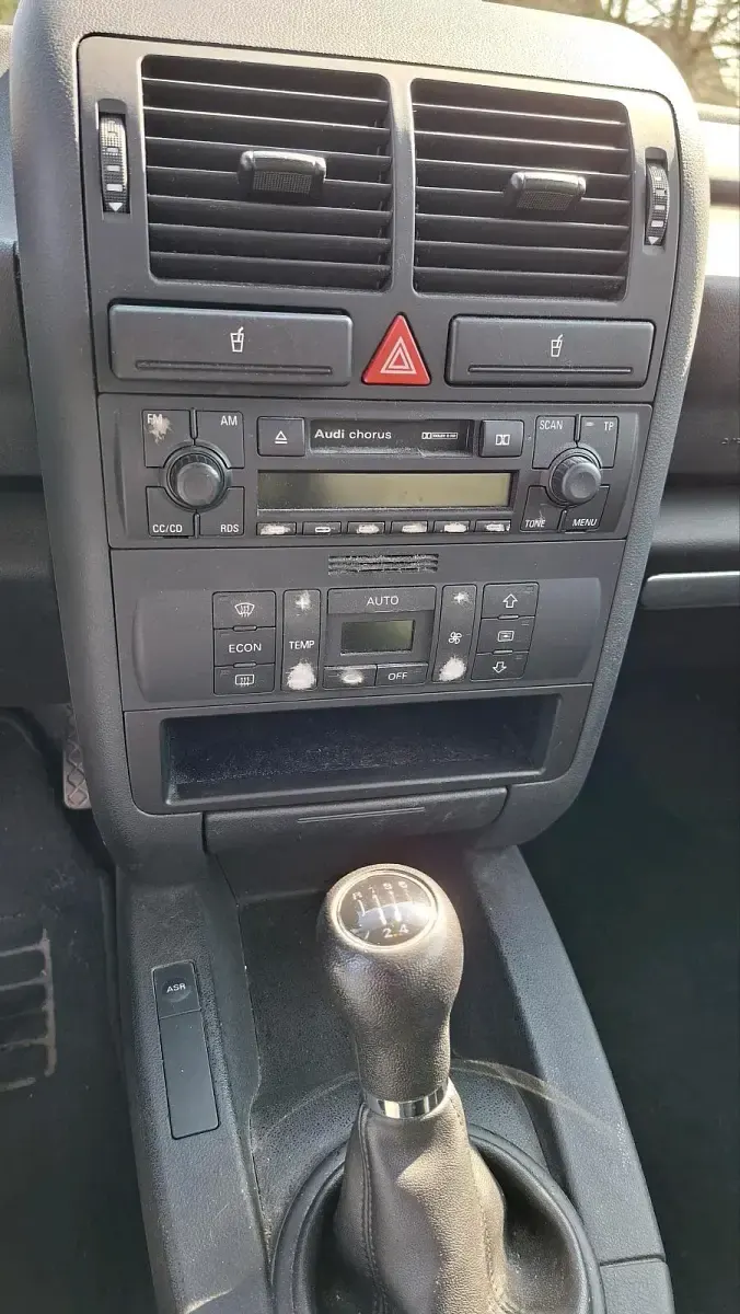 Gebraucht Audi A2 75 PS (55 kW) 2001 Schwarz Kleinwagen