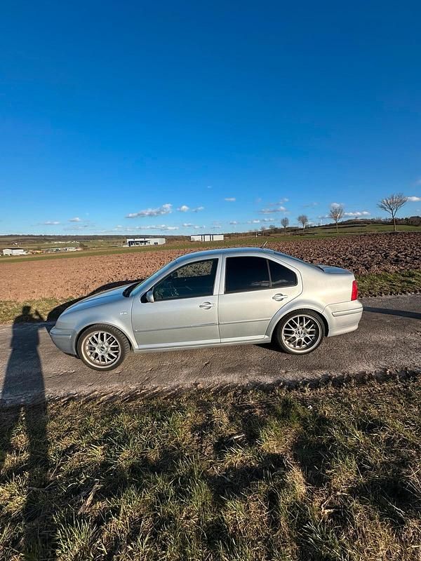 Gebraucht VW Bora 116 PS (85 kW) 2001 Silber Limousine