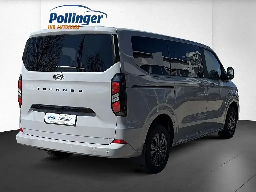 Neu Ford Tourneo 170 PS (125 kW) 2026 Fancygrau Van / Kleinbus