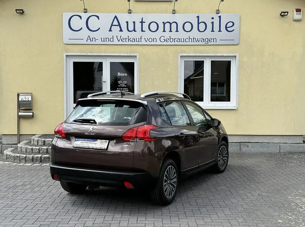 Gebraucht Peugeot 2008 Active 92 PS (67 kW) 2013 Braun SUV