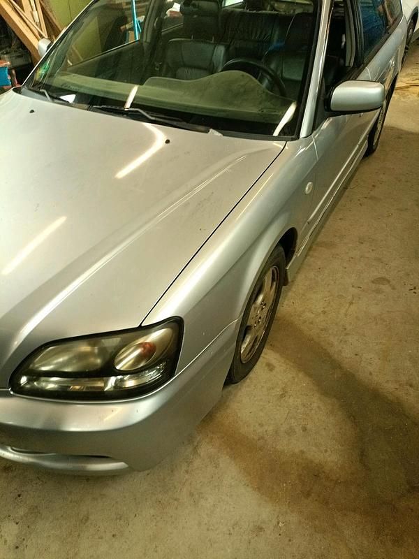 Silber Gebraucht 2003 Subaru Legacy Kombi | 500 € (Superpreis) - Bild 1/1