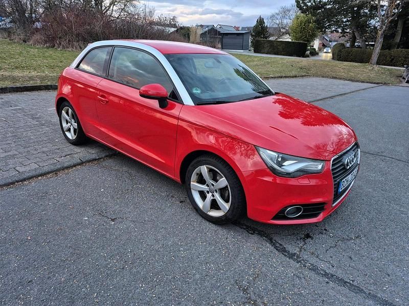 Gebraucht Audi A1 105 PS (77 kW) 2010 Rot Kleinwagen